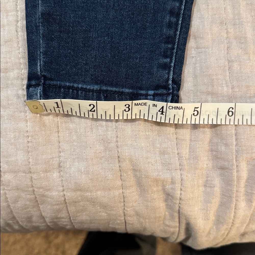Levi's Dark Indigo High Rise Jeans - Picture 4 of 7